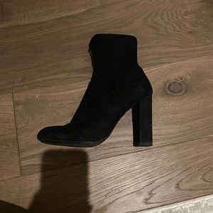 Black Steve Madden block heel booties